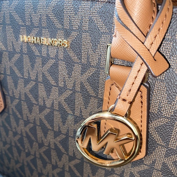Brand New Michael Kors Satchel - Picture 2 of 9
